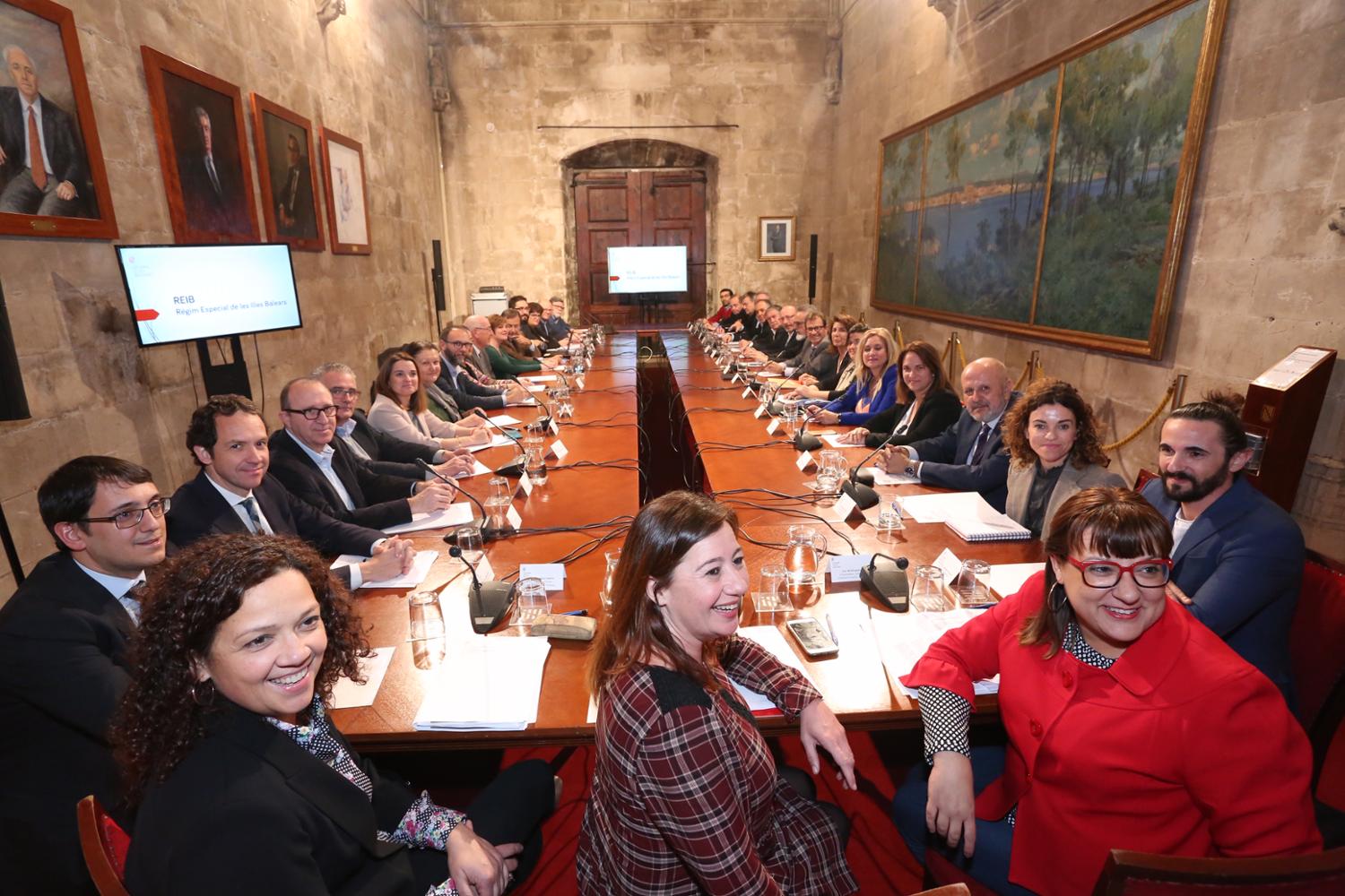 El Govern de les Illes Balears explica a la societat civil les conclusions de la negociació del nou REIB