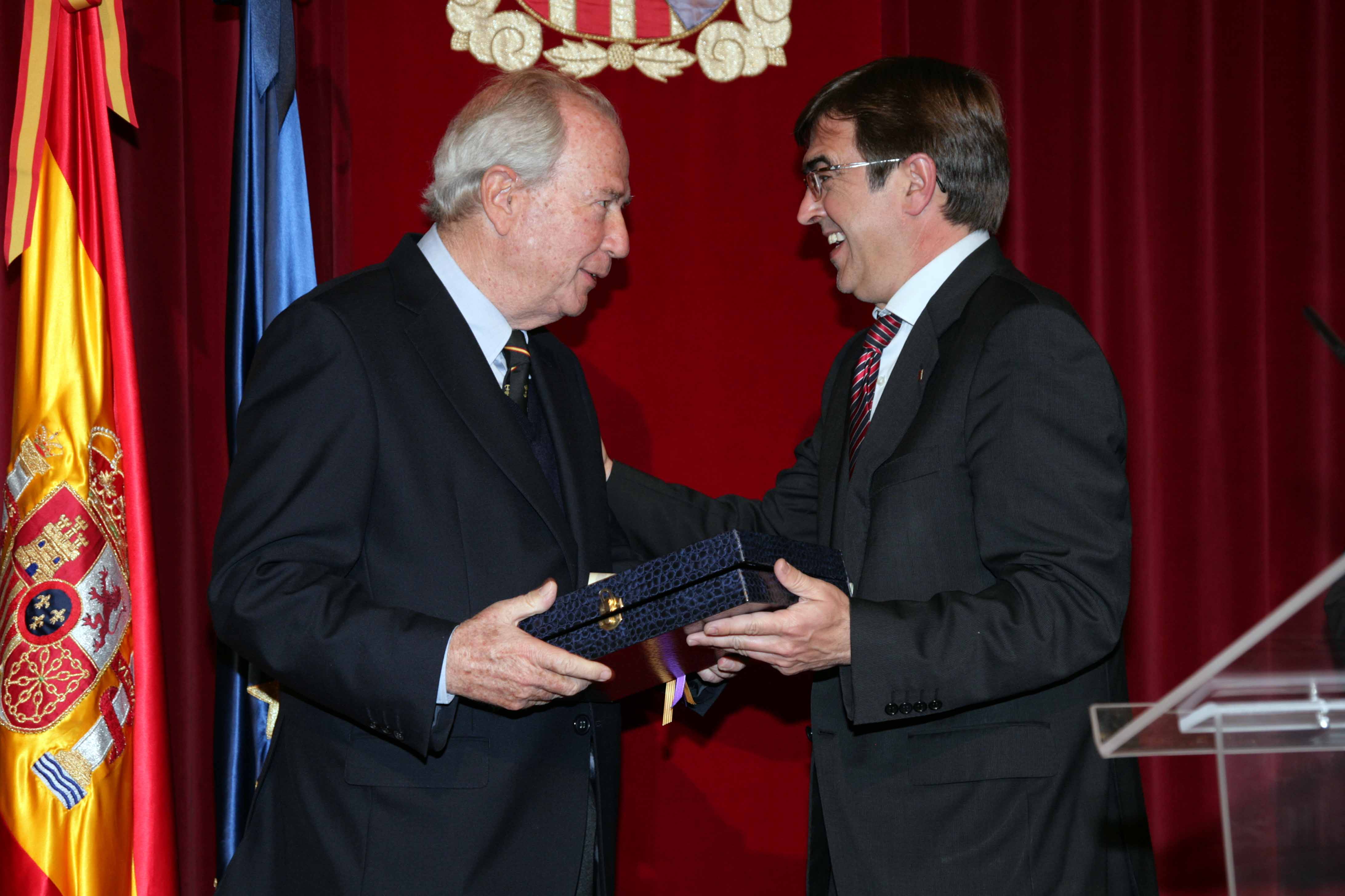 desc_Jaime L. Ense&ntilde;at Velasco. 2009.jpg