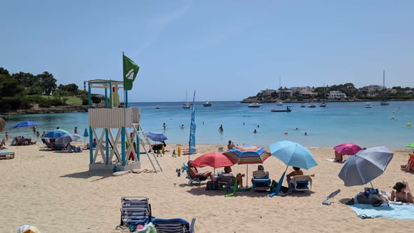 Imatge notícia 🚭🏖️ Felanitx aposta per unes platges saludables i lliures de fum!