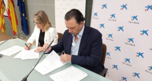 La Conselleria d'Ocupació, Empresa i Energia i MicroBank signen un conveni de col·laboració per a impulsar l'activitat emprenedora i l'autoocupació