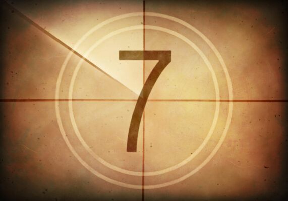 Fotograma de cine con el número 7