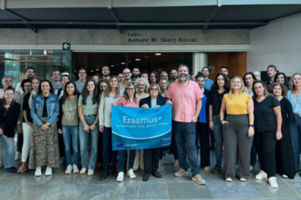 La Conselleria d’Educació i Universitats ofereix més de 500 beques Erasmus+ a estudiants i professors d'FP i Ensenyaments Artístics Professionals