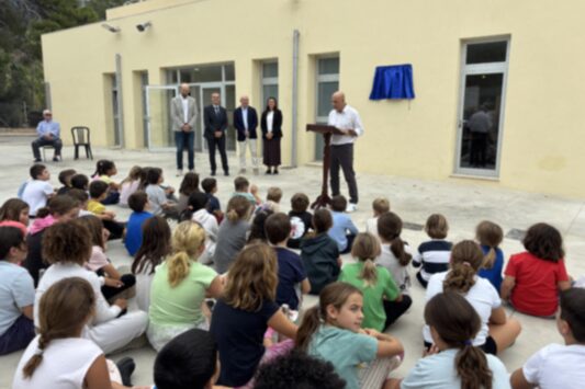 El CEIP Pere Cerdà estrena gimnàs i pati renovat després d’una inversió de més de 940.000 euros