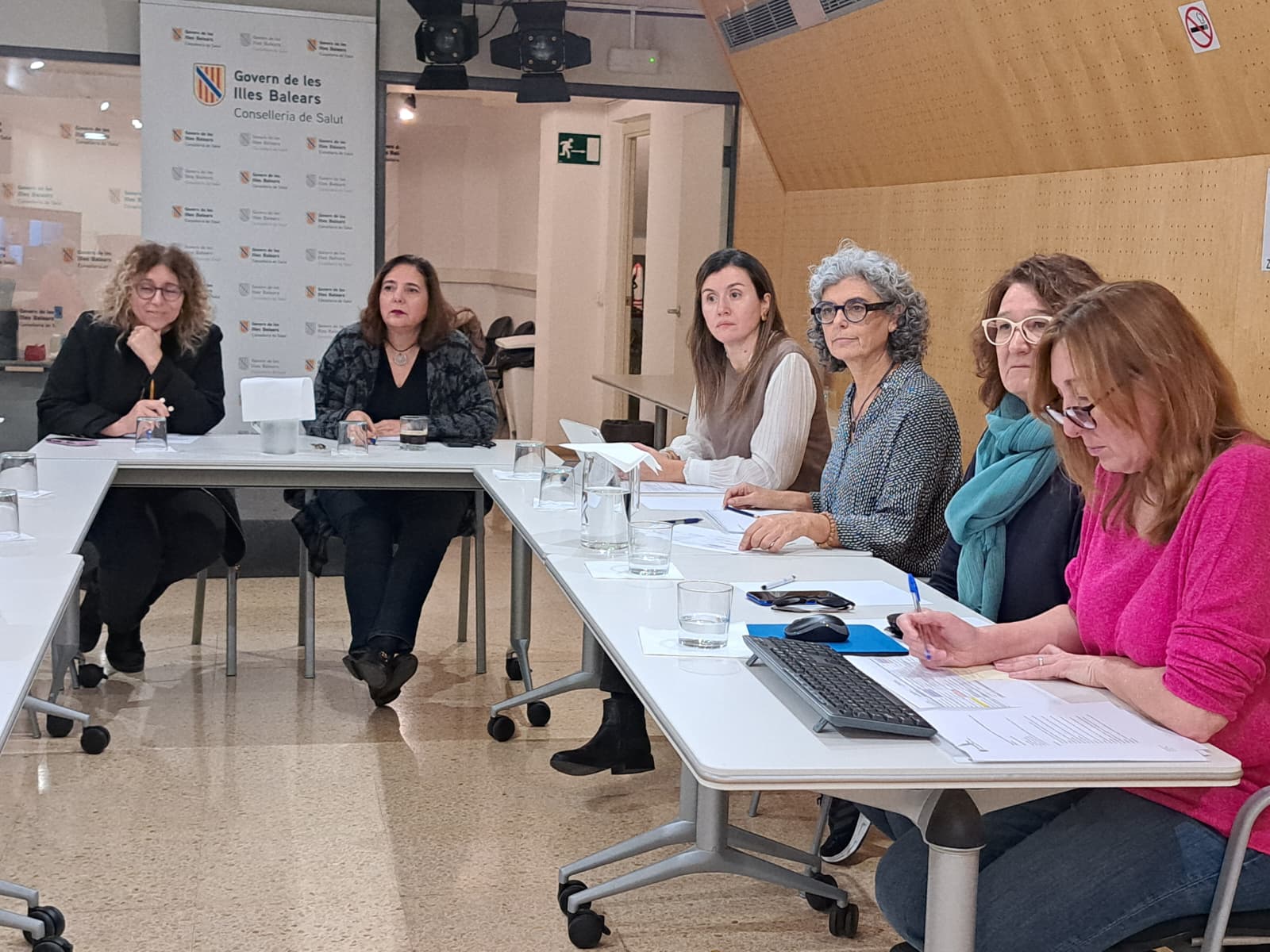 Comissió institucional de drogodependències i altres addiccions