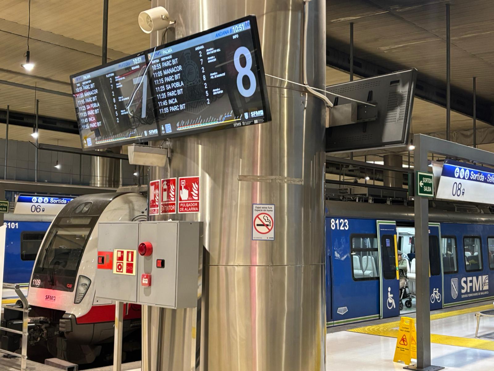 Pantalles informatives