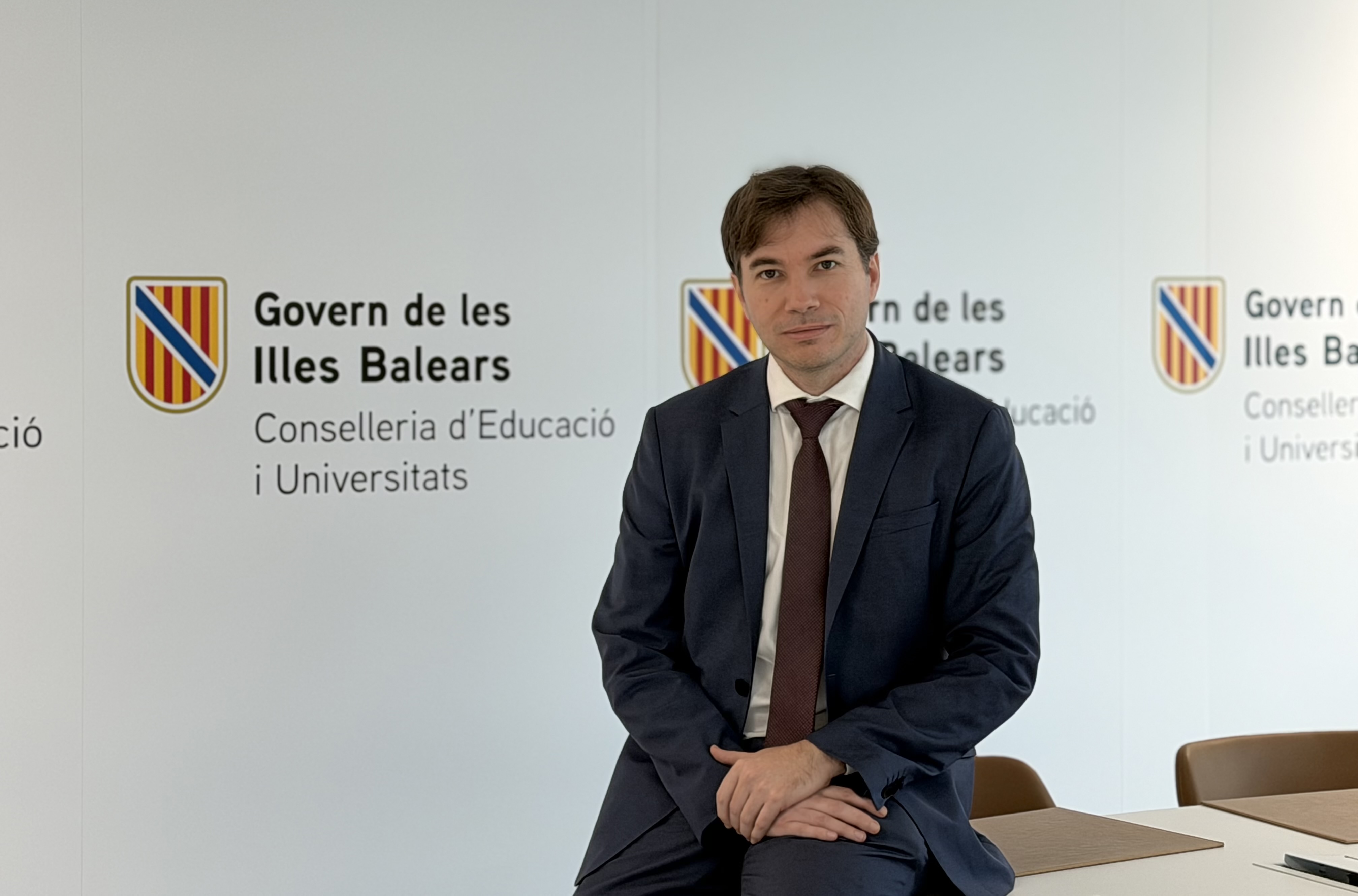 La Conselleria d’Educació i Universitats convoca ajuts per la formació de professorat universitari en àrees deficitàries