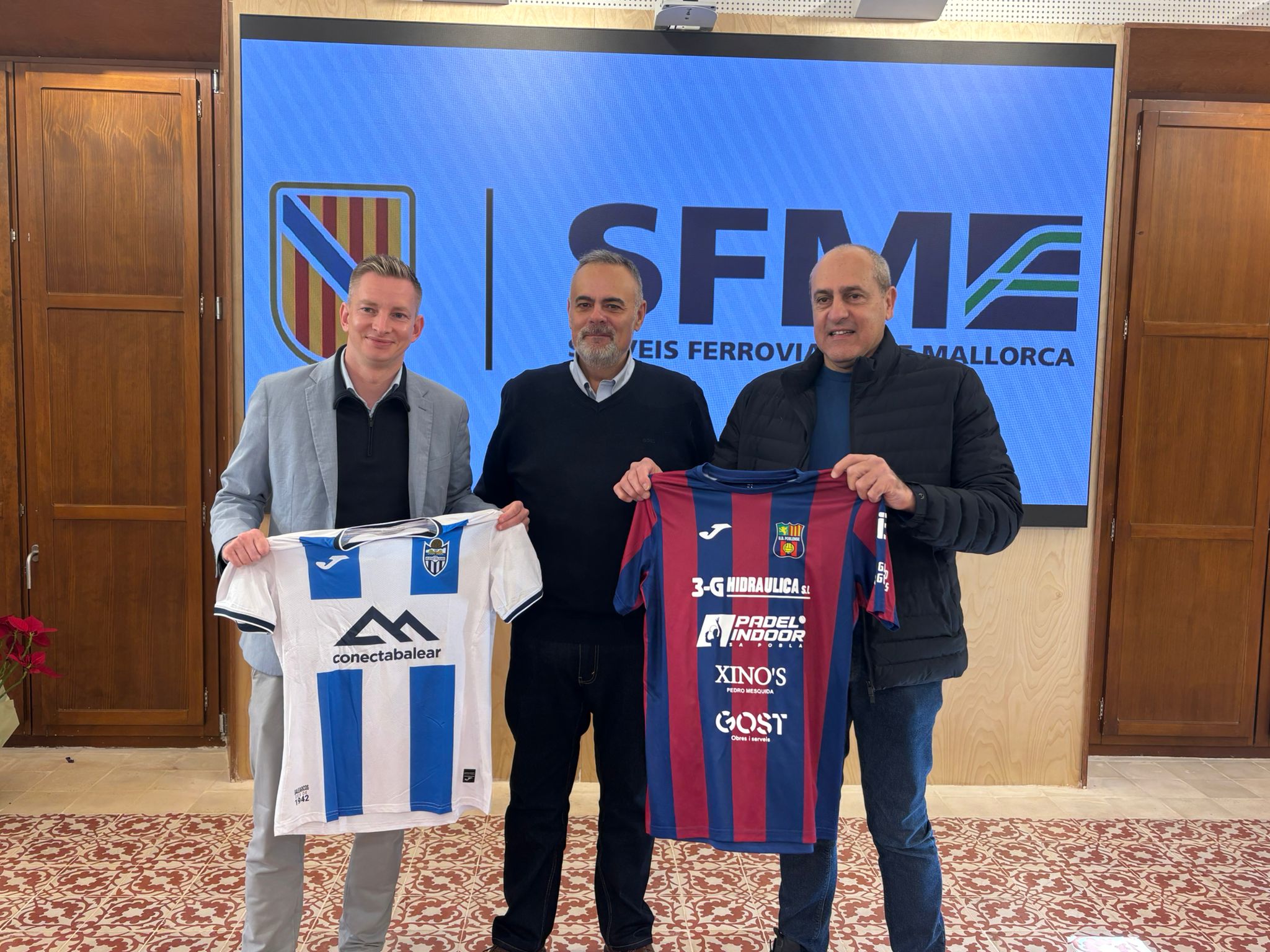 Gerent d'SFM amb representants de futbol