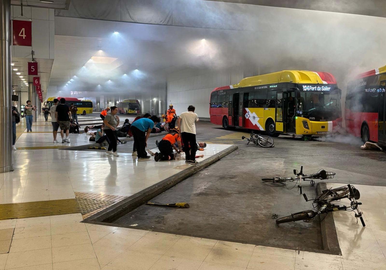 Simulacre d’accident a l’Estació Intermodal de Palma