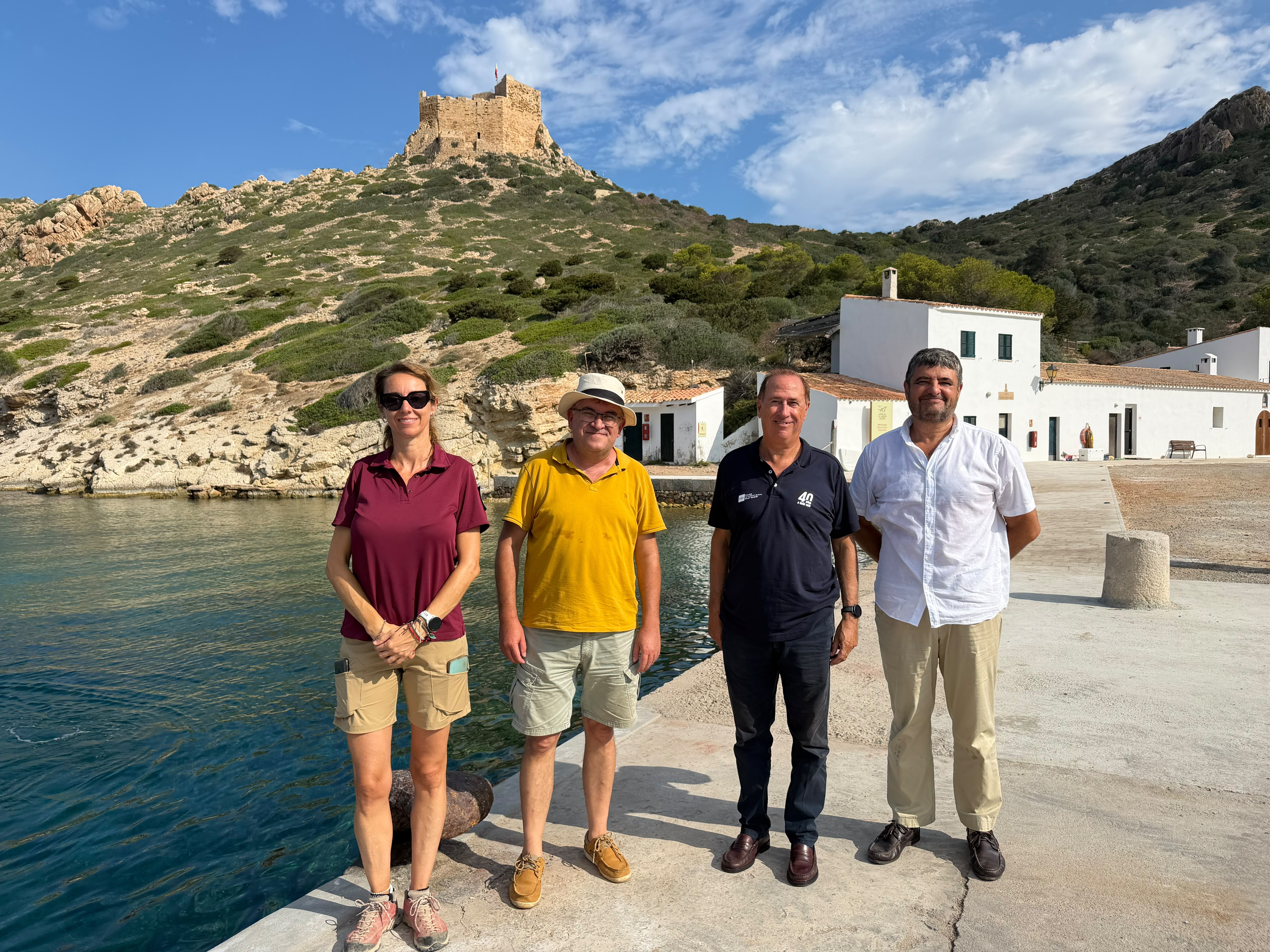 D'esquerra a dreta: la directora del Parc Nacional de Cabrera, Maria Valens; el conseller Simonet; el conseller Lafuente, i el gerent de Ports de les Illes Balears (PortsIB), Kico Villalonga.